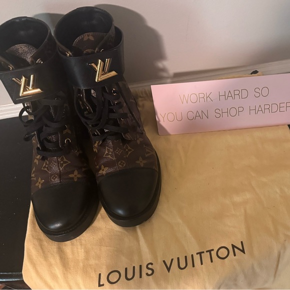 Louis Vuitton Wonderland Boots Size 41 - Picture 1 of 9